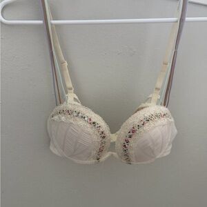 intimissimi Cream Lace Embroidered Push-Up Bra with Multicolor Detail